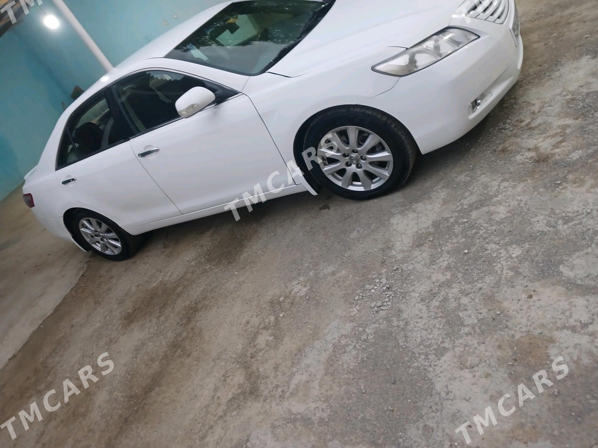 Toyota Camry 2008 - 160 000 TMT - Bäherden - img 10