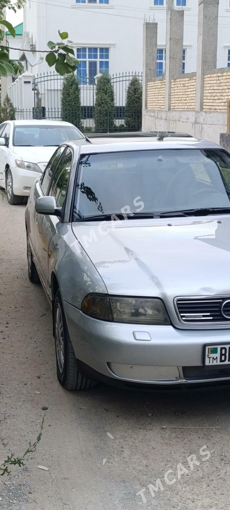 Audi A4 1999 - 66 000 TMT - Анев - img 3