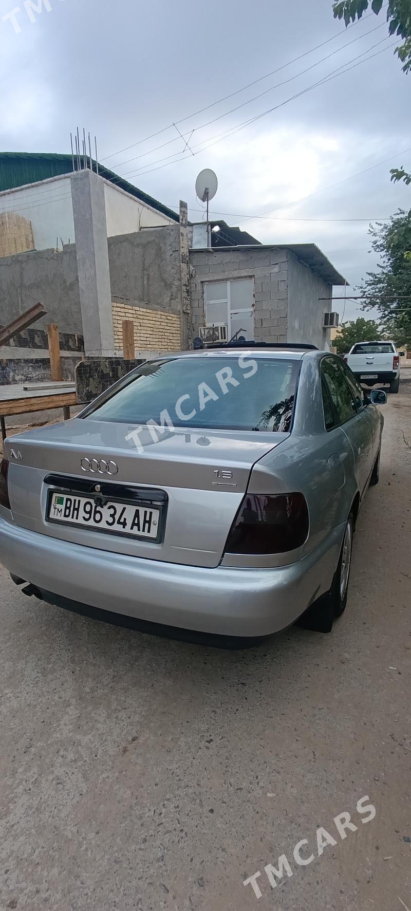 Audi A4 1999 - 66 000 TMT - Анев - img 6