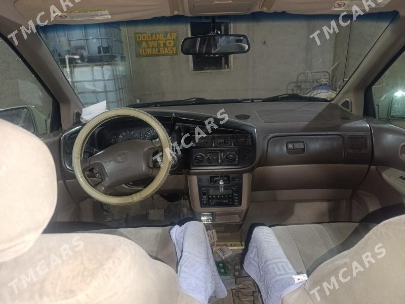 Toyota Sienna 2000 - 160 000 TMT - Akdepe - img 3