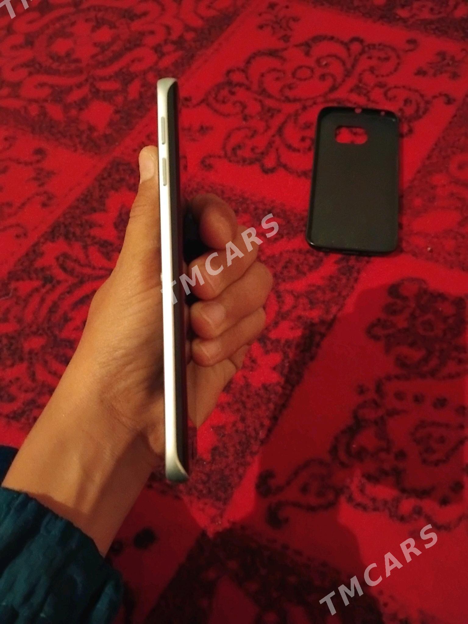 s6 edge - Bäherden - img 1