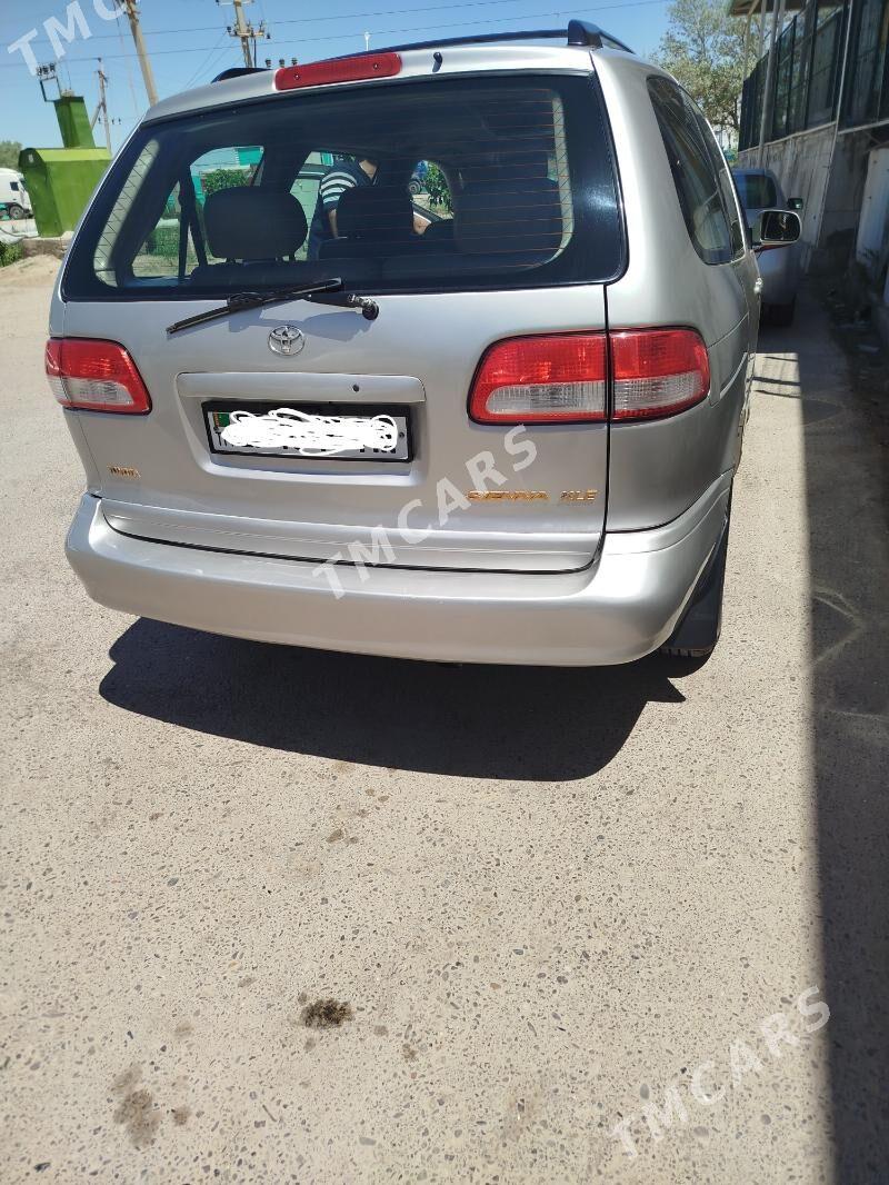 Toyota Sienna 2002 - 155 000 TMT - Мары - img 5