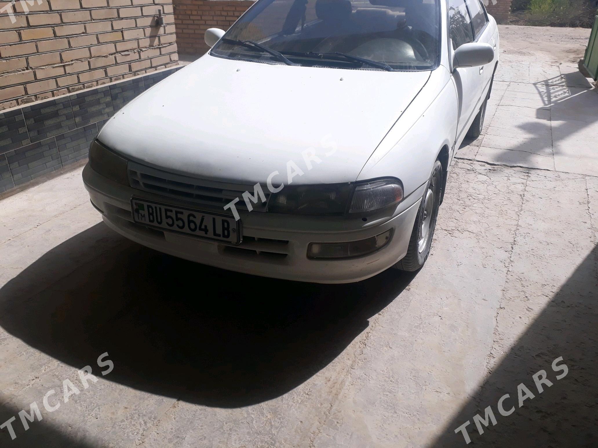 Toyota Carina 1993 - 45 000 TMT - Halaç - img 2