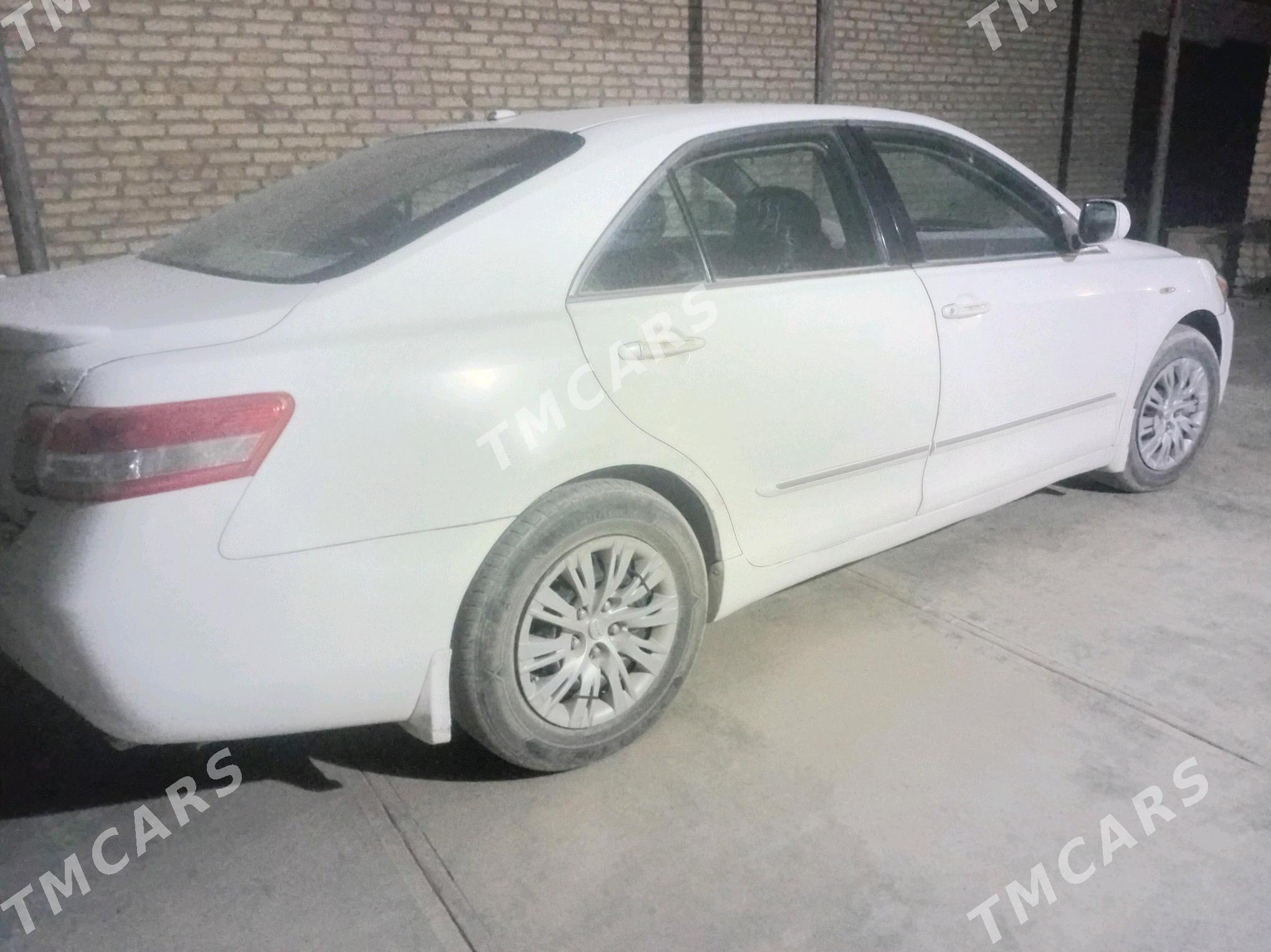 Toyota Camry 2010 - 125 000 TMT - Ходжамбаз - img 1
