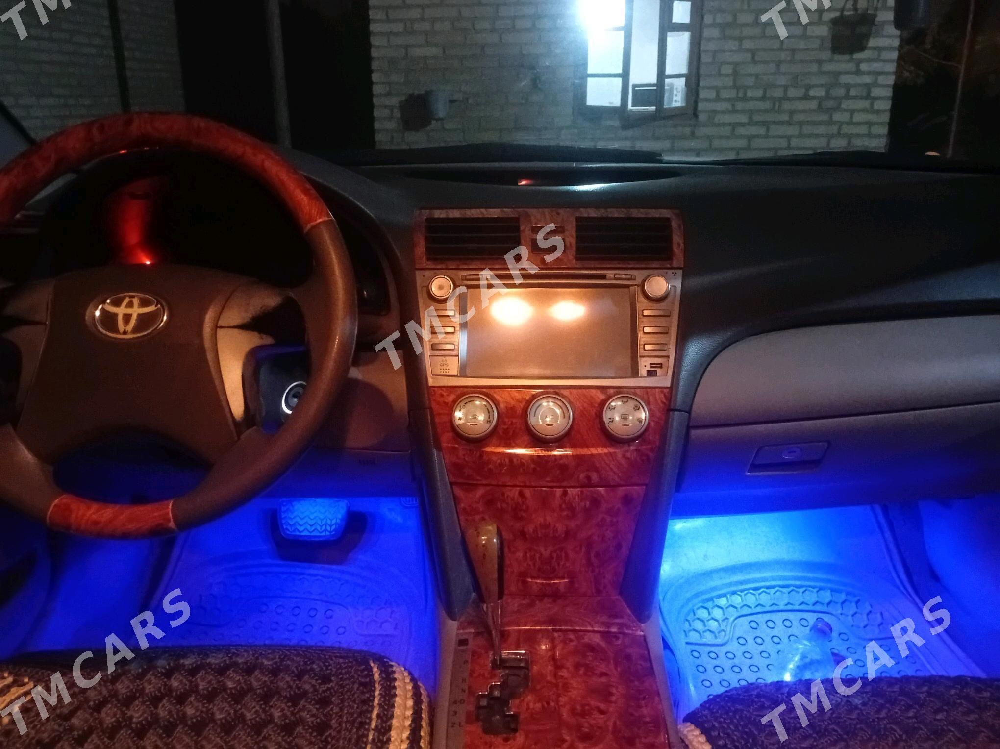 Toyota Camry 2010 - 125 000 TMT - Ходжамбаз - img 6