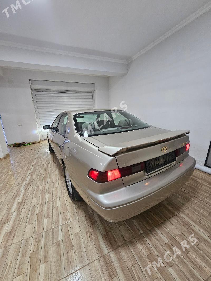 Toyota Camry 1998 - 130 000 TMT - Туркменбаши - img 3