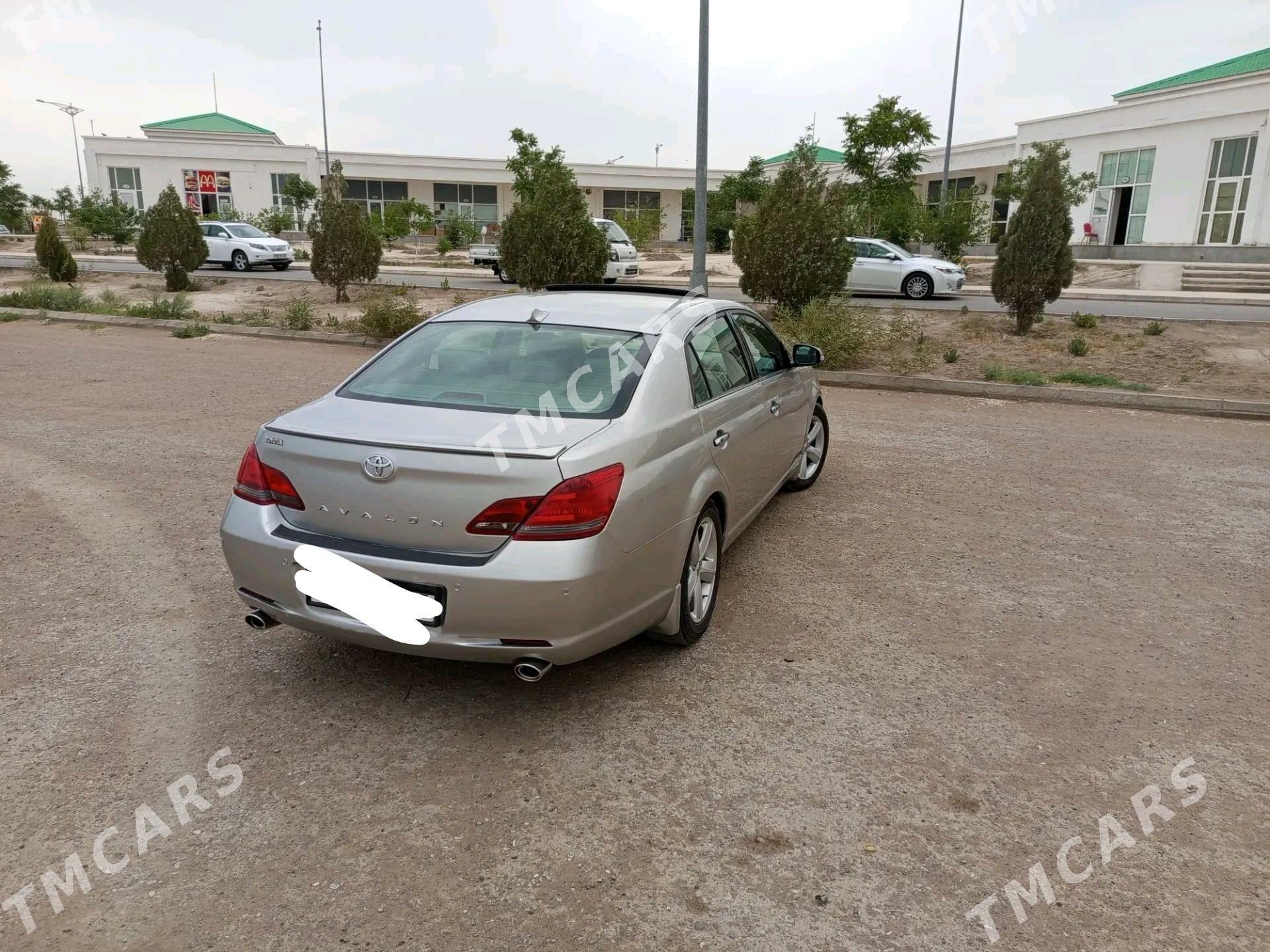 Toyota Avalon 2006 - 160 000 TMT - Дашогуз - img 4