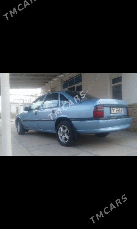 Opel Vectra 1993 - 30 000 TMT - Мары - img 1