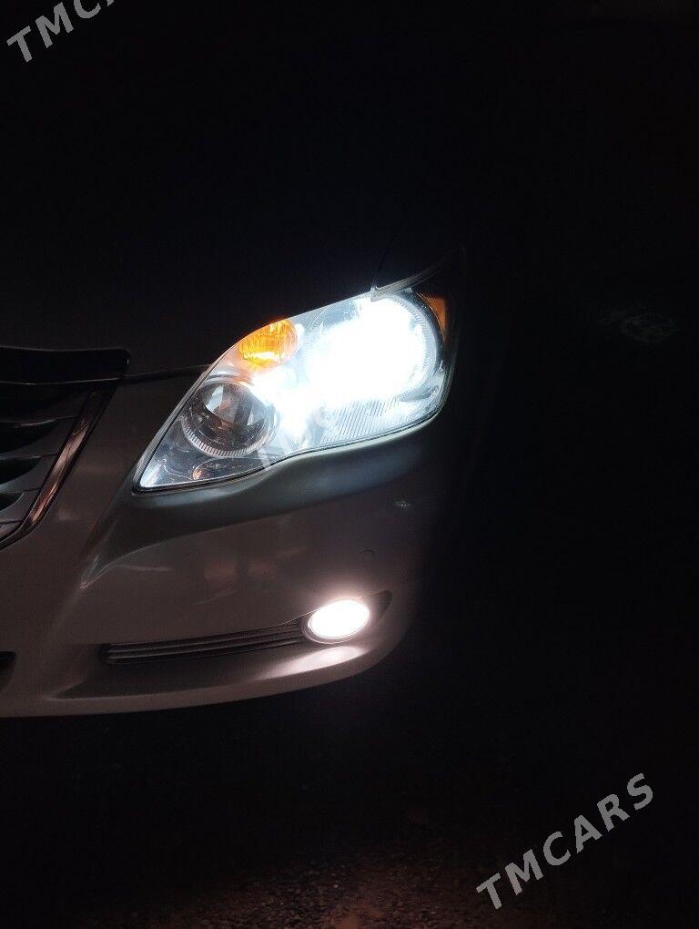 Toyota Avalon 2008 - 180 000 TMT - Кака - img 1