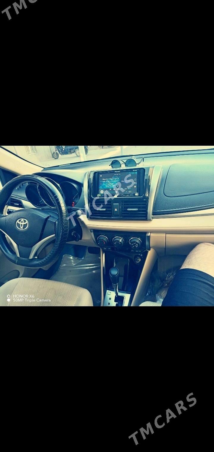 Toyota Yaris 2014 - 180 000 TMT - Balkanabat - img 4