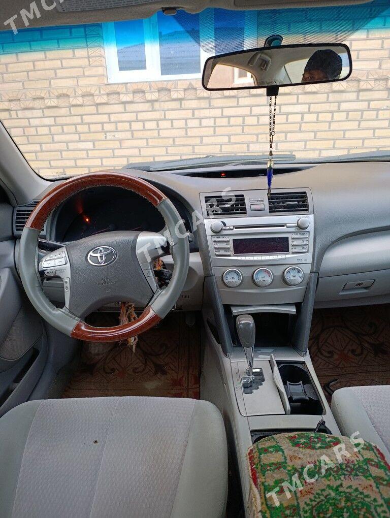 Toyota Camry 2011 - 155 000 TMT - Мары - img 4