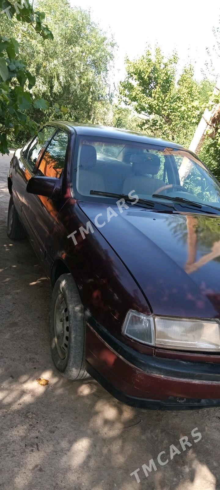 Opel Vectra 1990 - 16 000 TMT - Gubadag - img 4