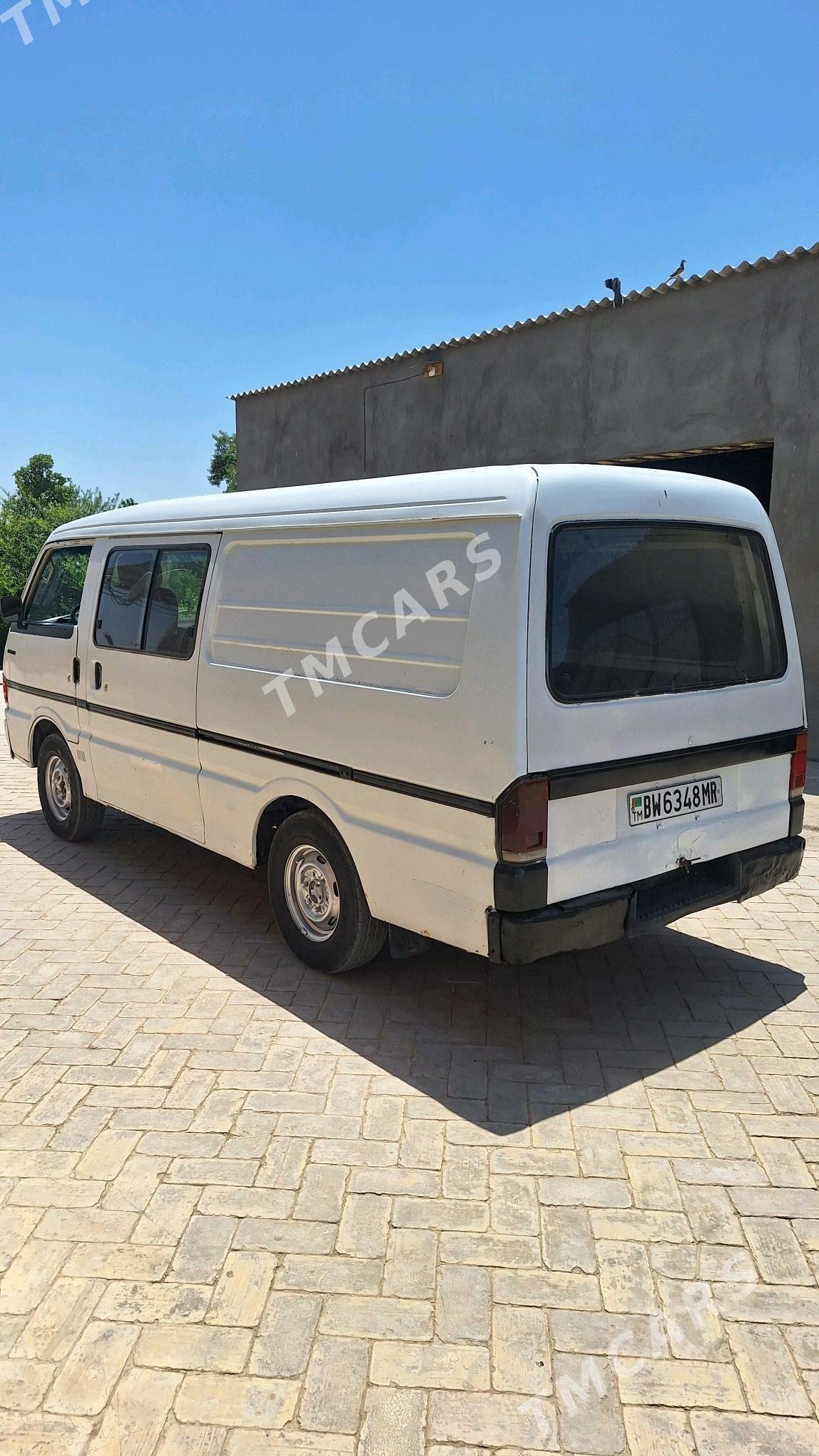 Mazda Navajo 1993 - 39 000 TMT - Туркменгала - img 6