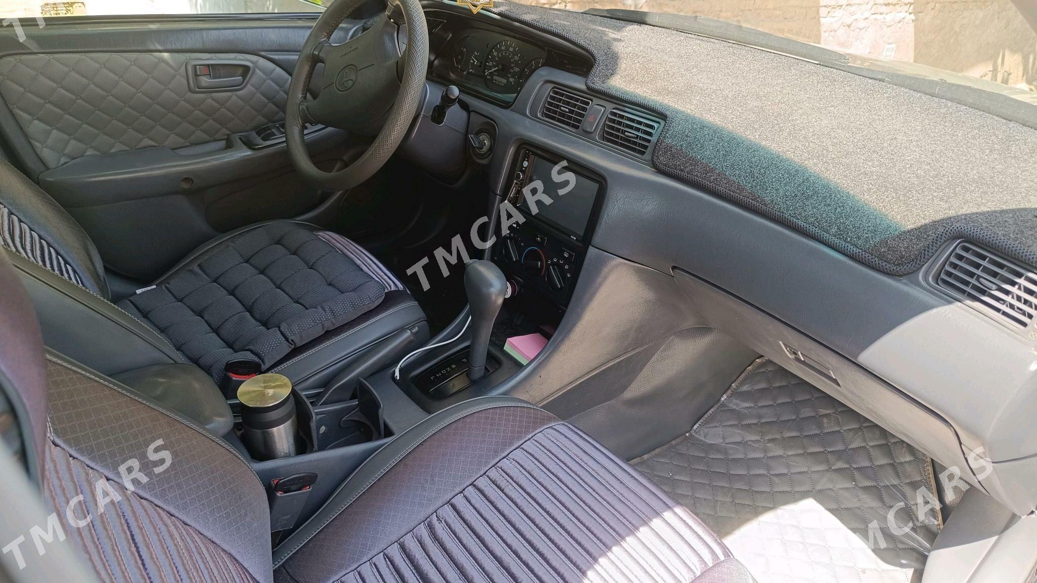 Toyota Camry 2000 - 150 000 TMT - Туркменабат - img 7