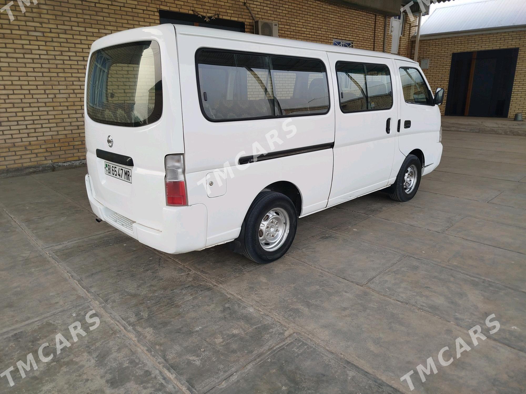 Nissan Urvan 2005 - 150 000 TMT - Sakarçäge - img 2