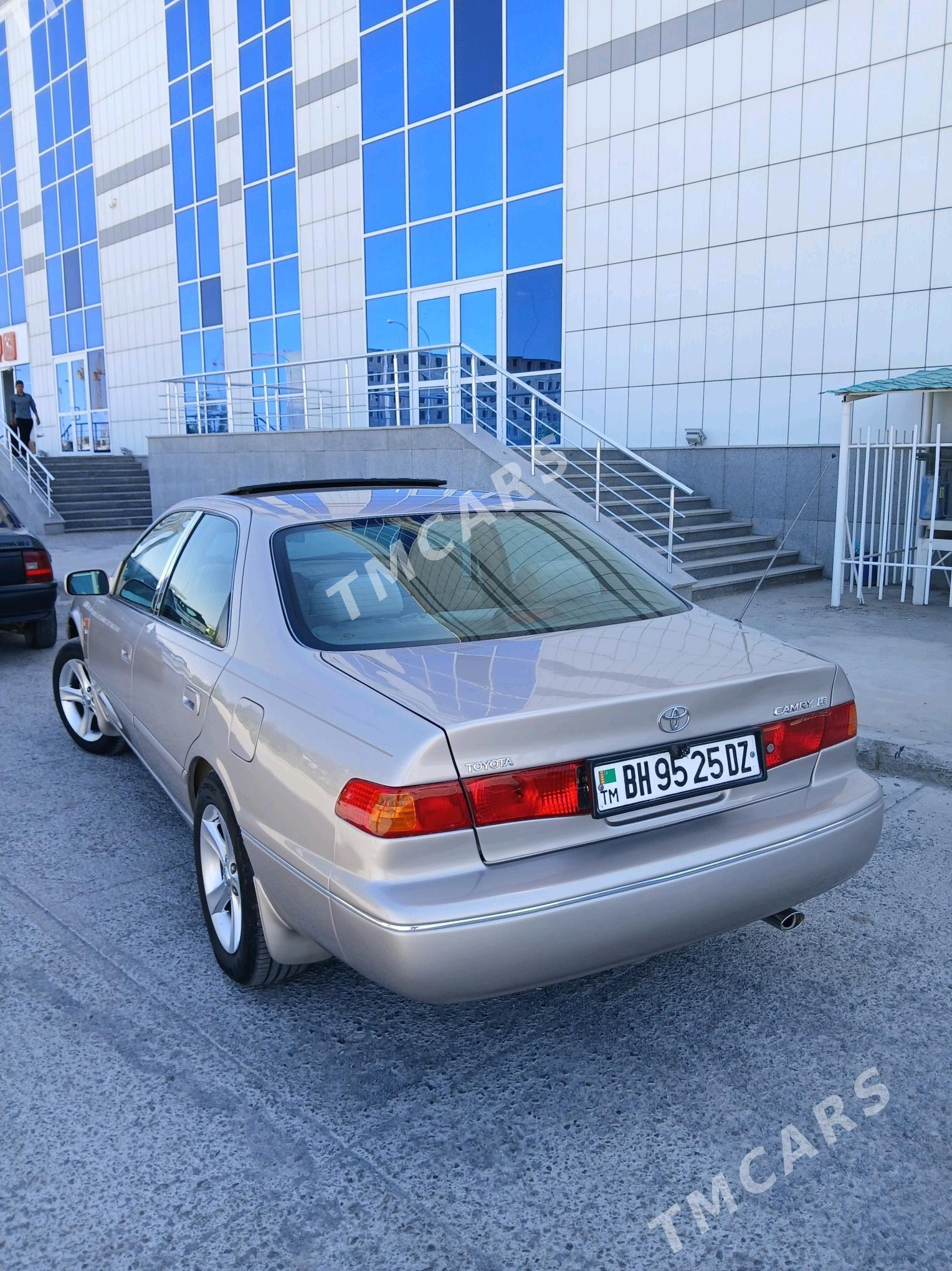 Toyota Camry 2000 - 155 000 TMT - Дашогуз - img 4