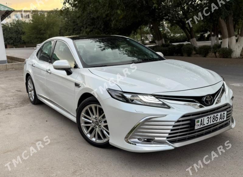 Toyota Camry 2022 - 517 000 TMT - Aşgabat - img 1