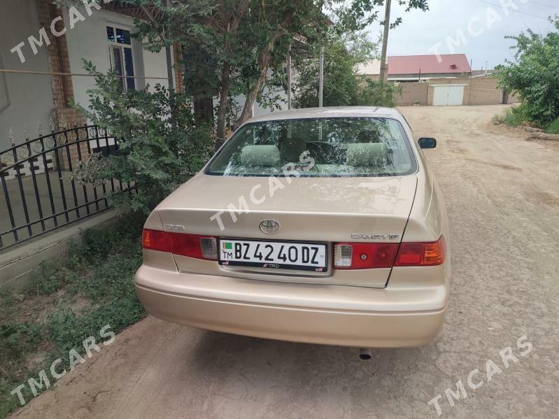 Toyota Camry 2000 - 142 000 TMT - Акдепе - img 4