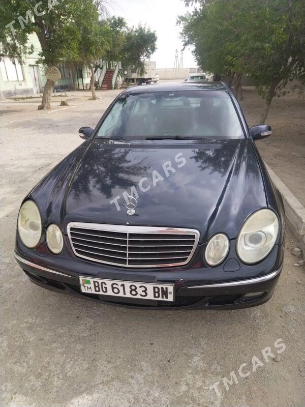Mercedes-Benz E320 2003 - 115 000 TMT - Balkanabat - img 4