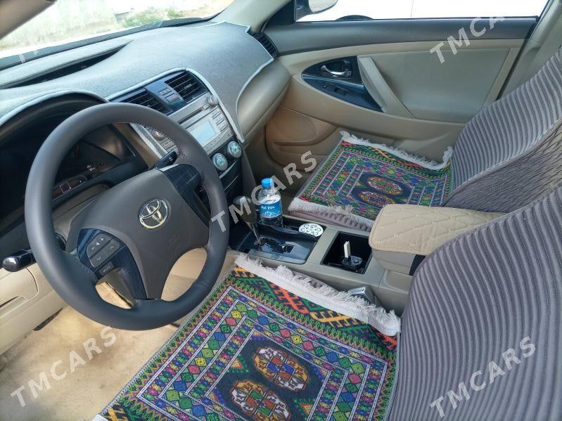 Toyota Camry 2009 - 142 000 TMT - Олимпийский городок - img 4