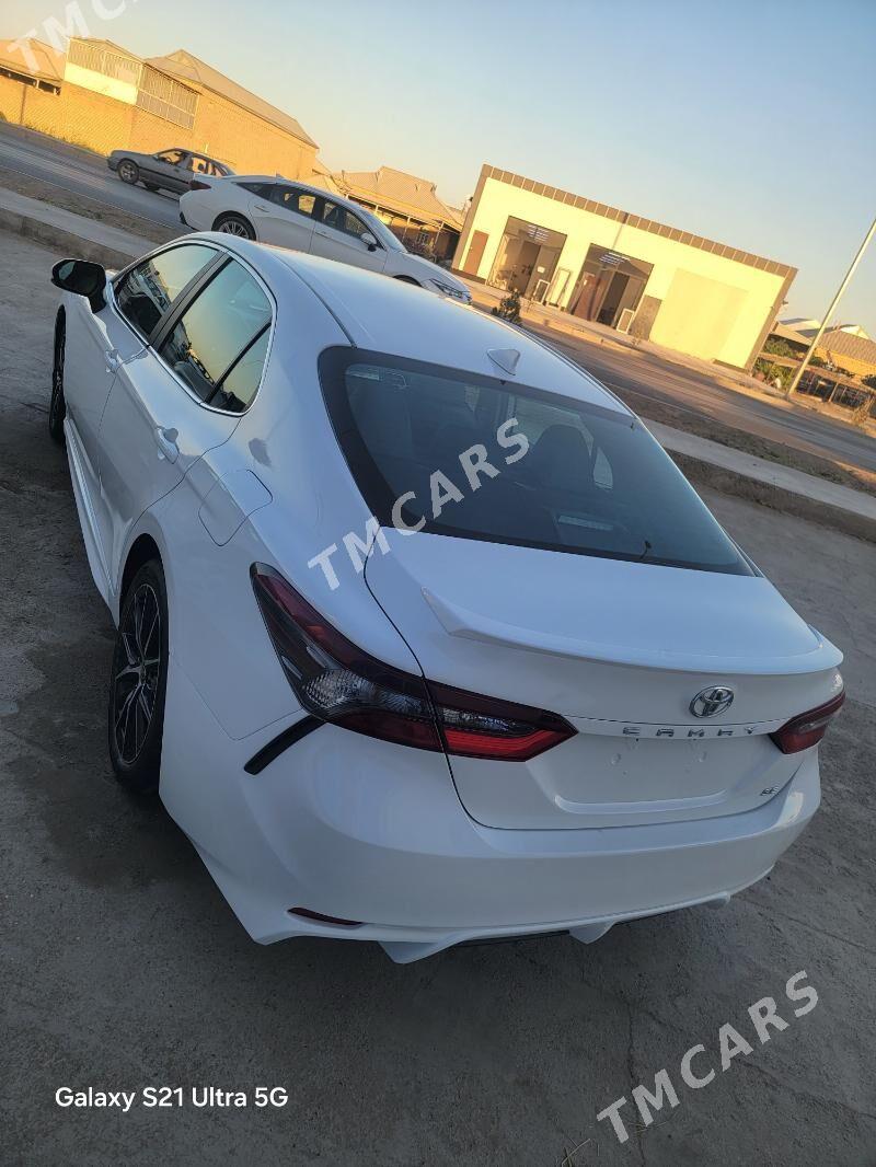 Toyota Camry 2023 - 295 000 TMT - Мары - img 3