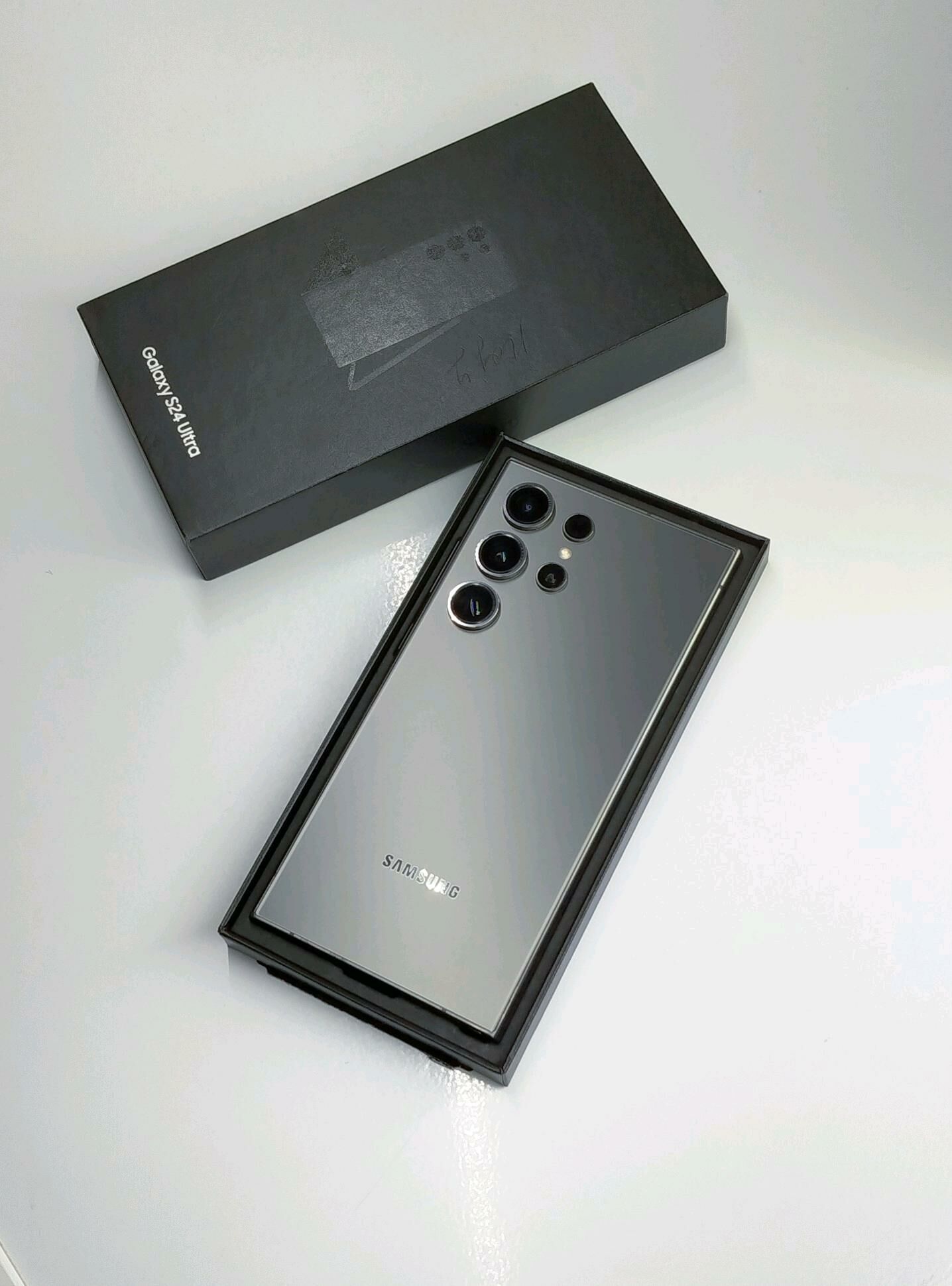 Samsung S24 Ultra 12/512GB - Ашхабад - img 1