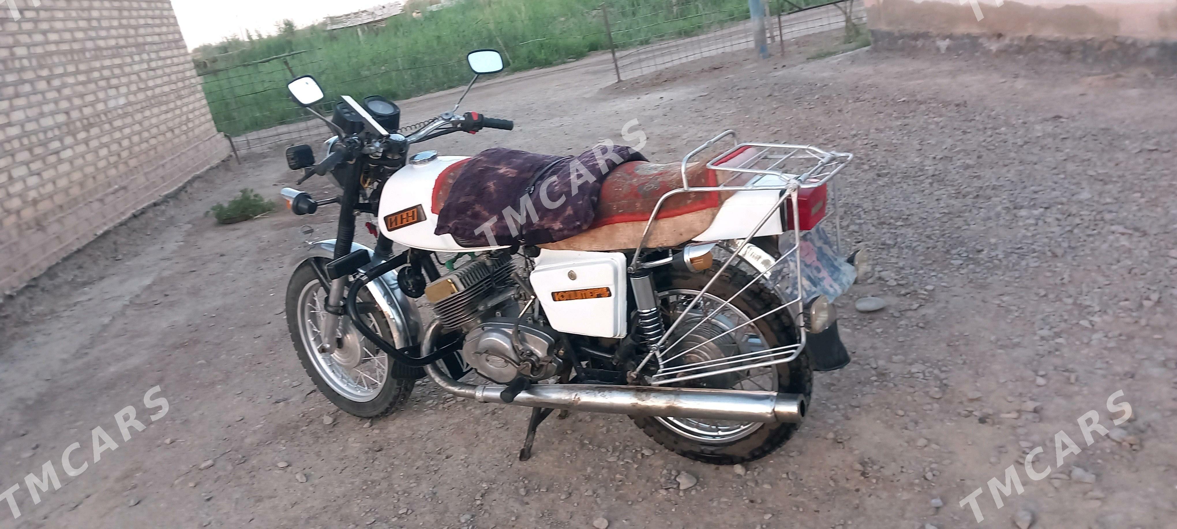 Iž Ýupiter 1992 - 13 000 TMT - Babadaýhan - img 2