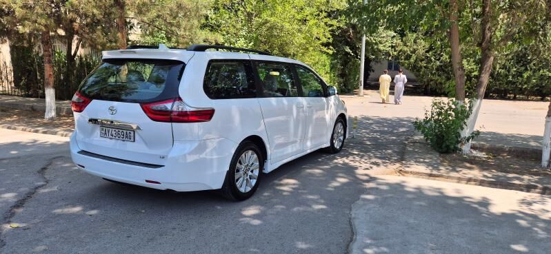 Toyota Sienna 2019 - 380 000 TMT - Ашхабад - img 3