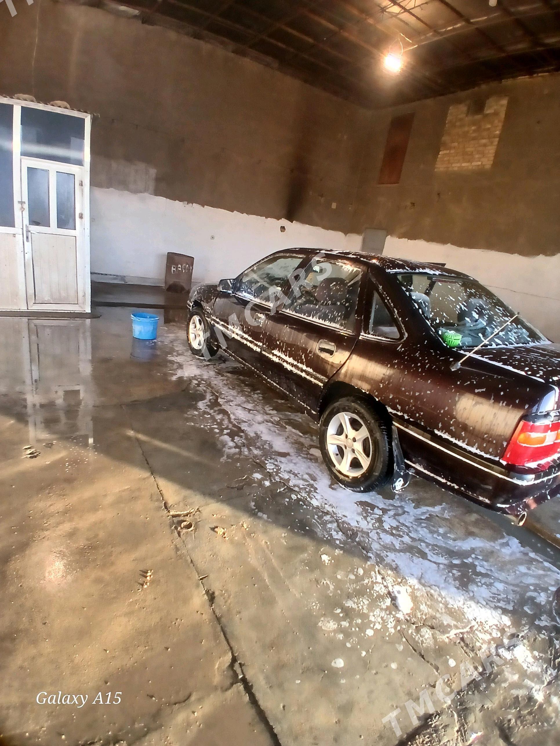 Opel Vectra 1994 - 46 000 TMT - Sakarçäge - img 3