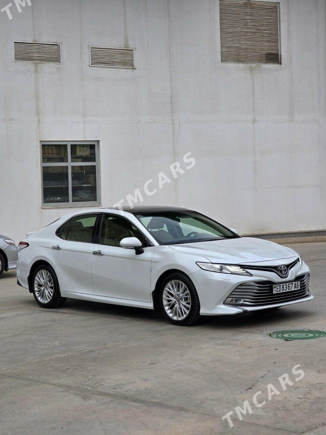 Toyota Camry 2018 - 535 000 TMT - Aşgabat - img 3