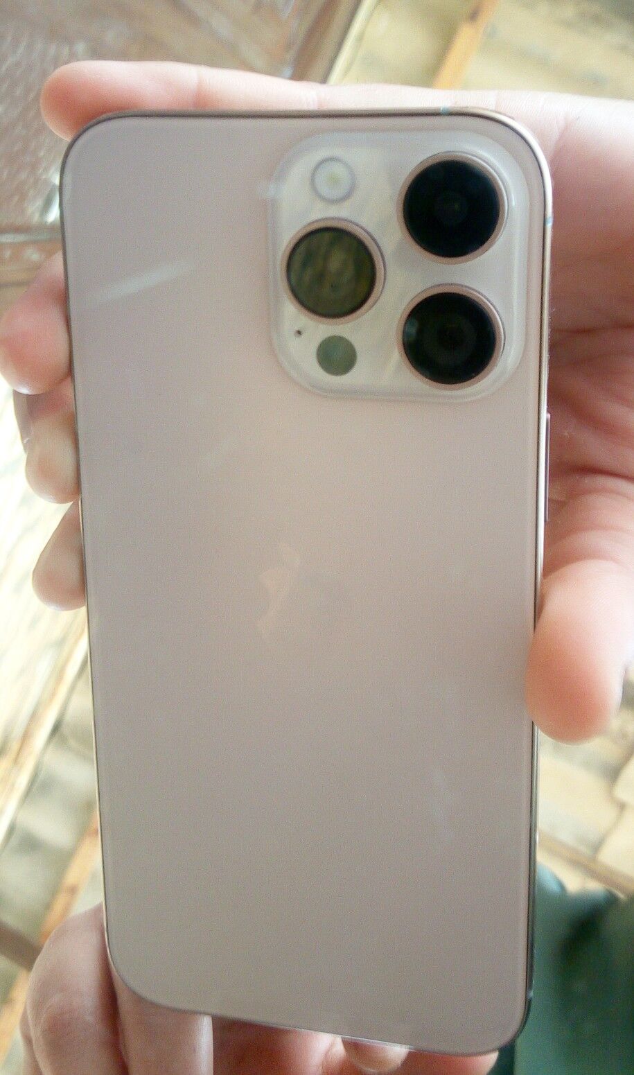 iphone 16 pro max - Mary - img 5
