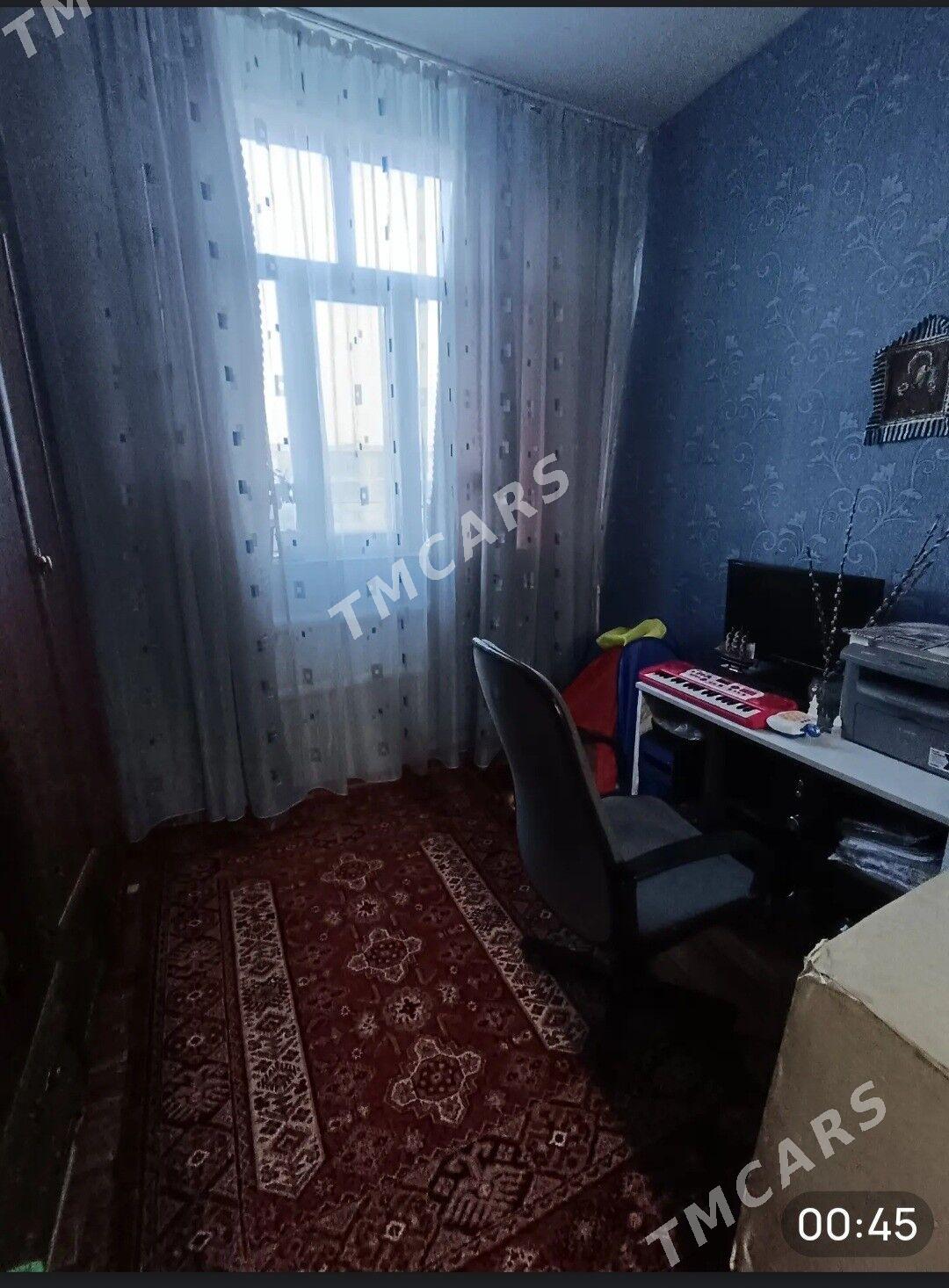 Безмеин Грес 4/4 3 ком гауданк - Büzmeýin GRES - img 1