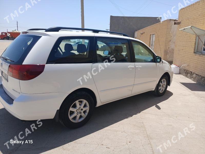Toyota Sienna 2004 - 200 000 TMT - Kerki - img 7
