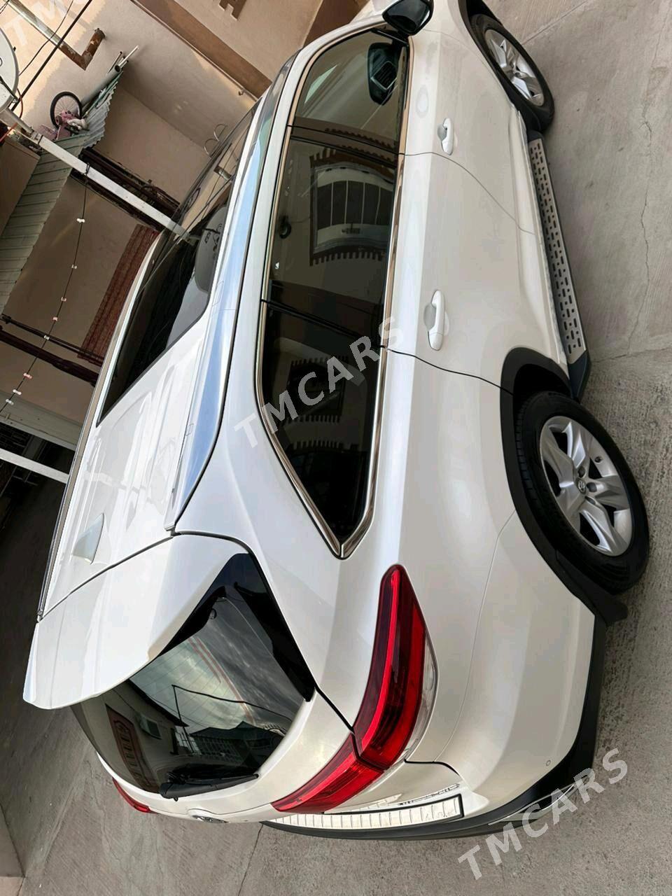 Toyota Highlander 2019 - 520 000 TMT - Ашхабад - img 8