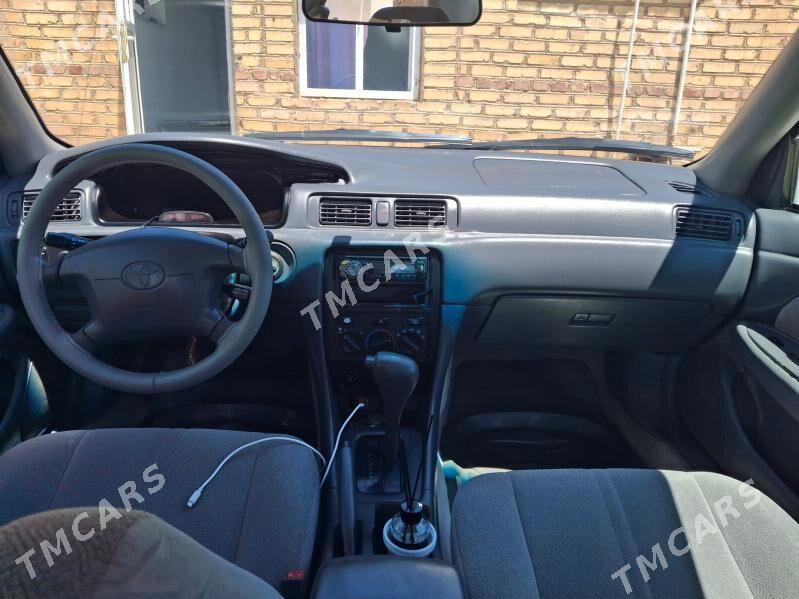 Toyota Camry 2001 - 125 000 TMT - Sarahs - img 2