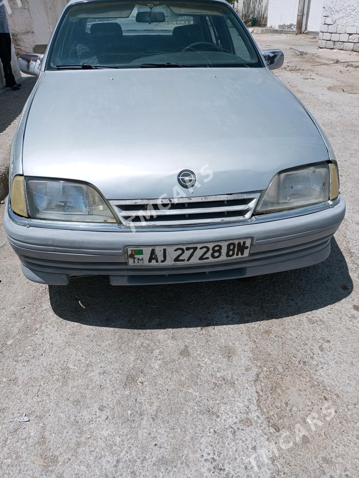 Opel Omega 1987 - 26 000 TMT - Балканабат - img 1