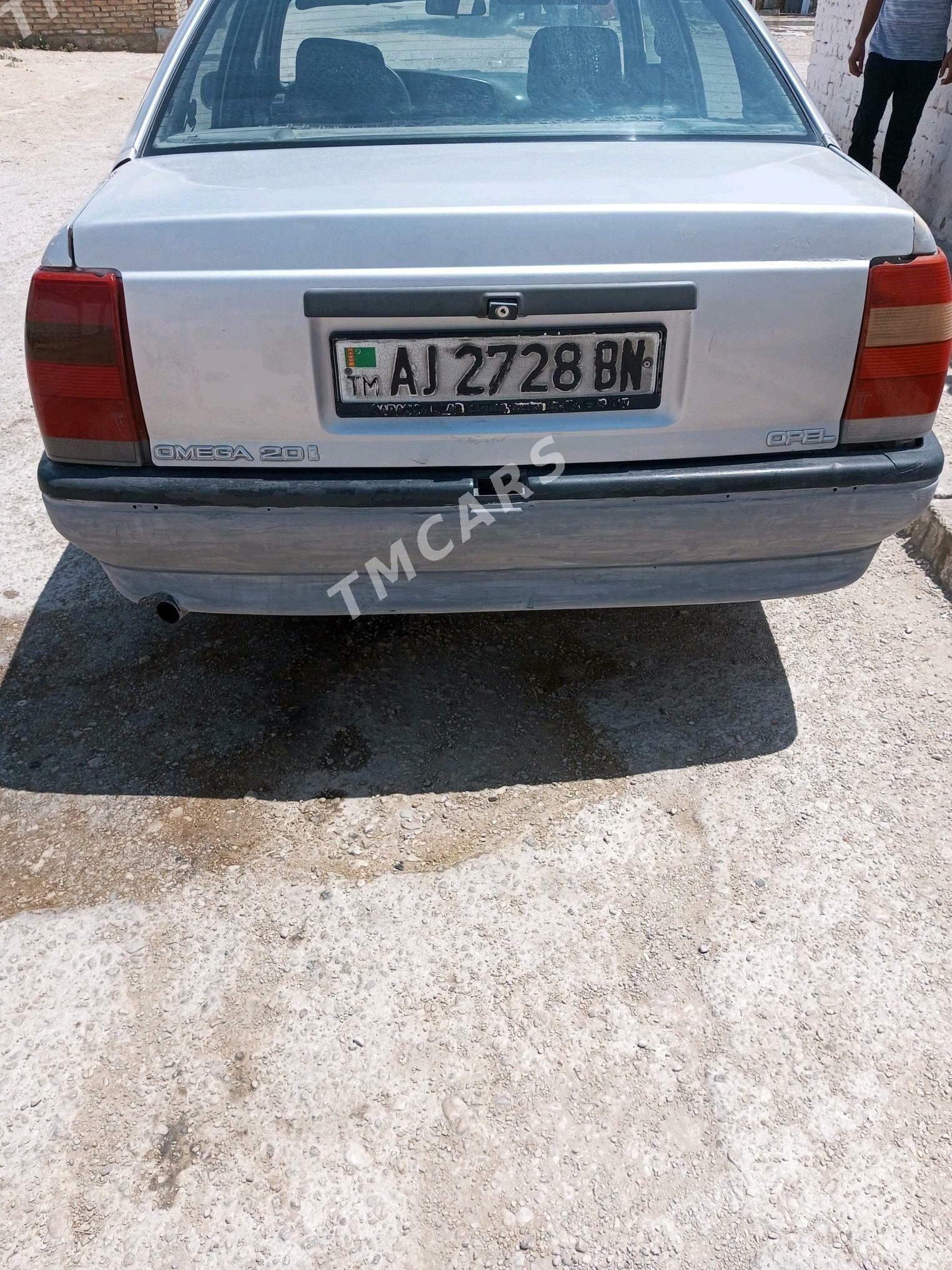 Opel Omega 1987 - 26 000 TMT - Балканабат - img 3