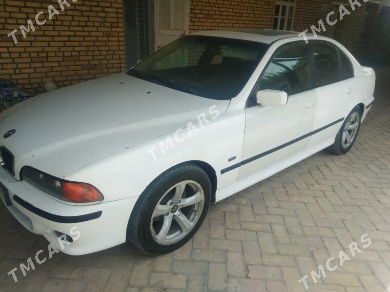 BMW 5 Series 1999 - 65 000 TMT - Ýolöten - img 2