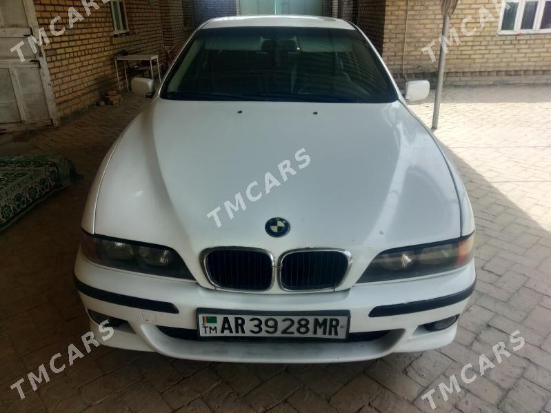 BMW 5 Series 1999 - 65 000 TMT - Ýolöten - img 1