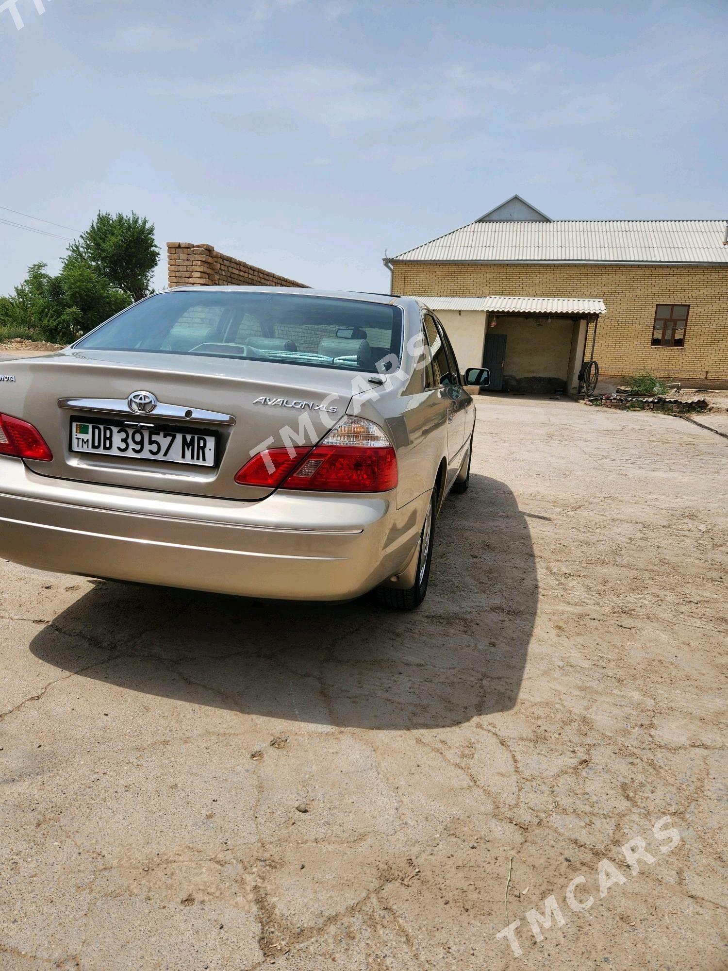 Toyota Avalon 2004 - 220 000 TMT - Мары - img 5