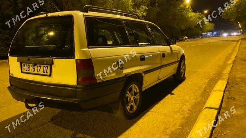 Opel Astra 1993 - 30 000 TMT - Gurbansoltan Eje - img 3