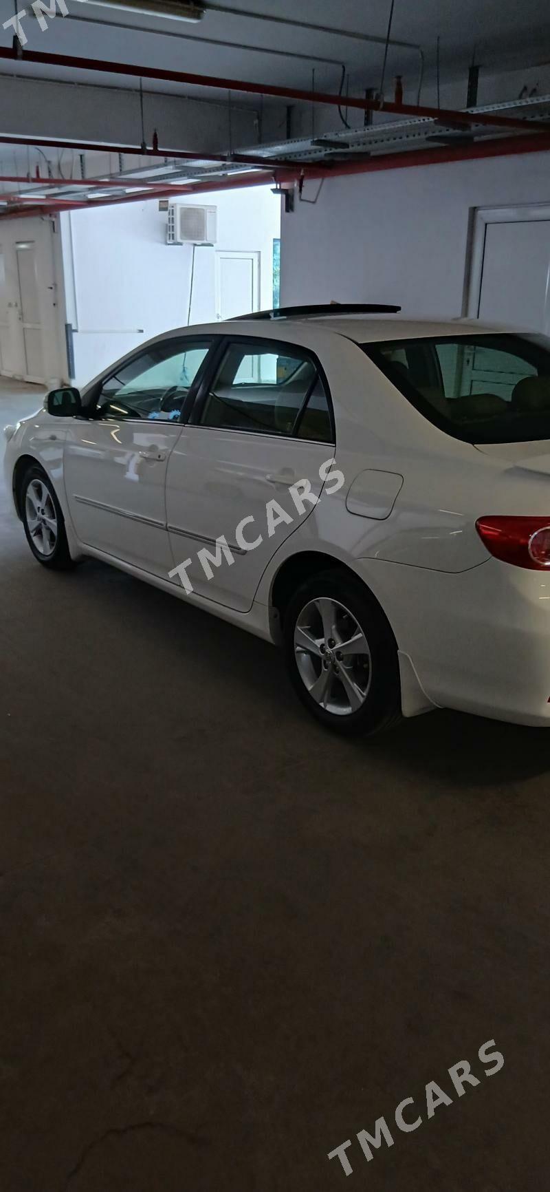 Toyota Corolla 2011 - 221 000 TMT - Ашхабад - img 4
