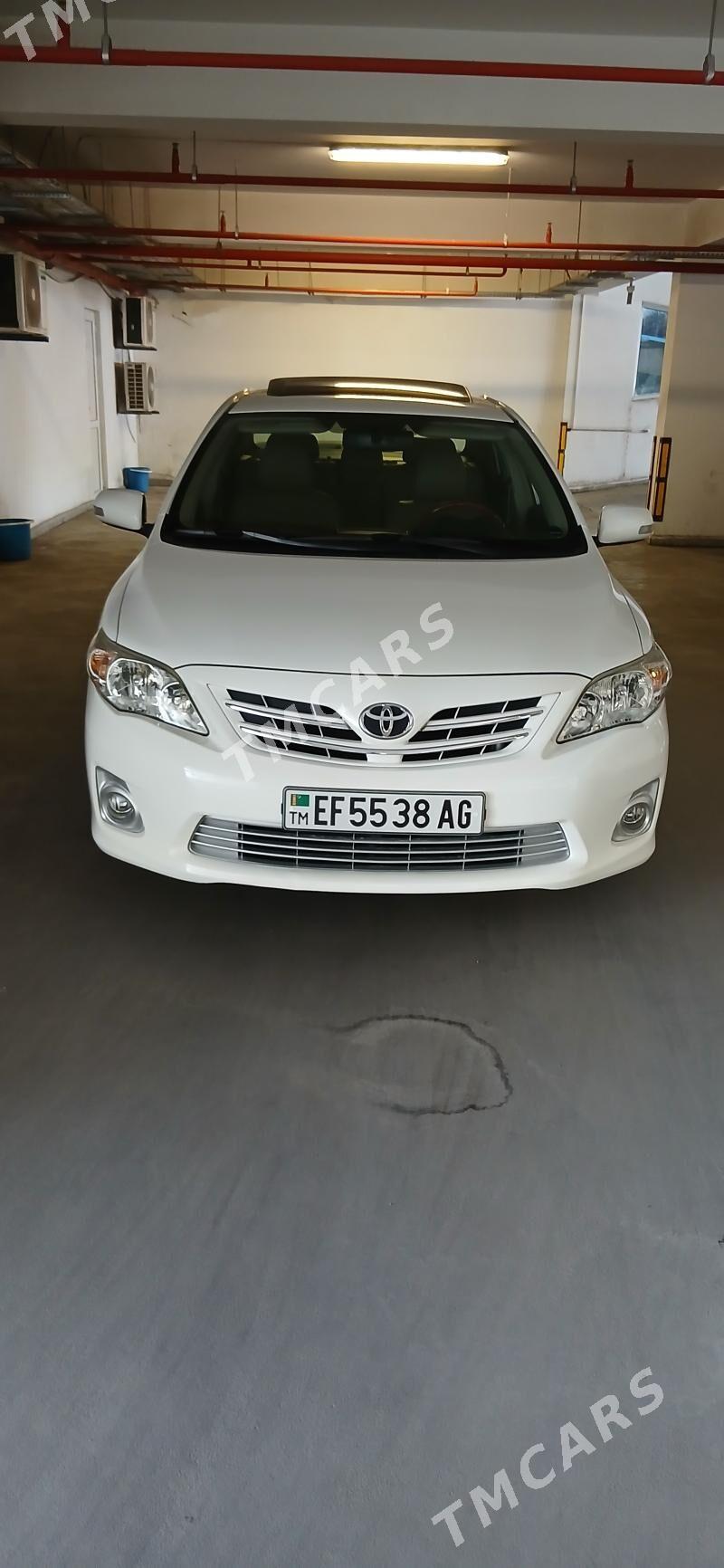 Toyota Corolla 2011 - 221 000 TMT - Ашхабад - img 1