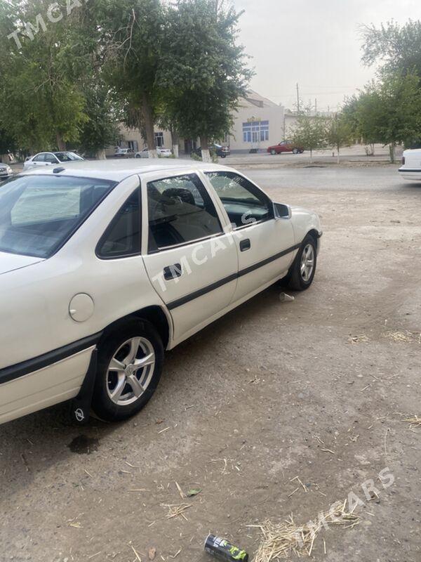 Opel Vectra 1990 - 33 000 TMT - Türkmenabat - img 3