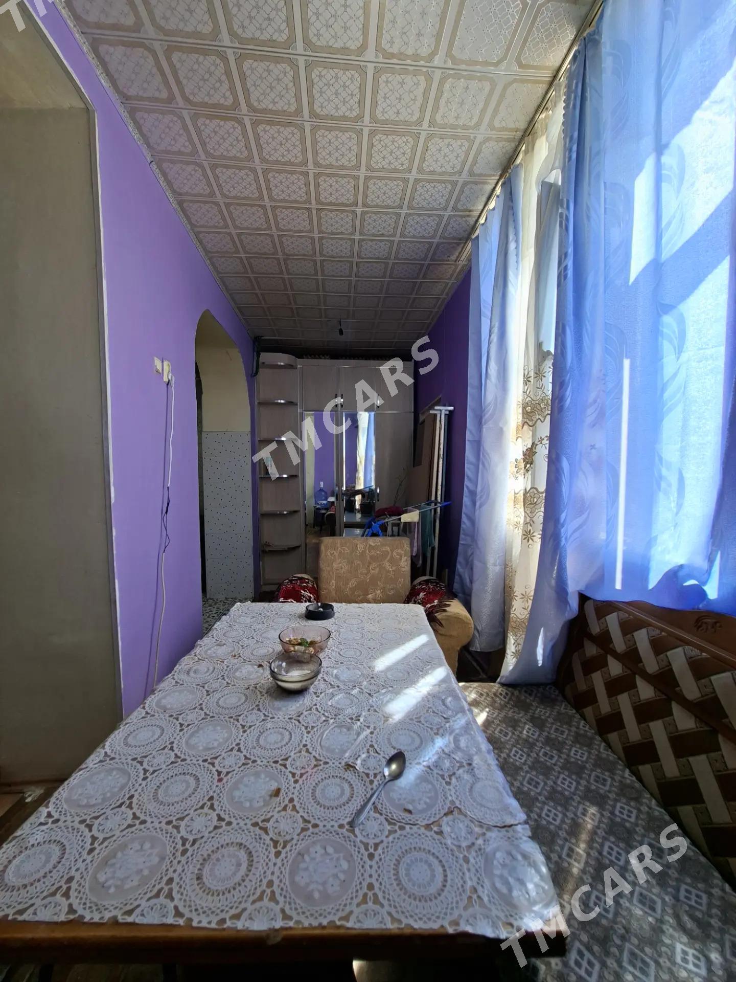 Продается 4 комнаты - Büzmeýin - img 5