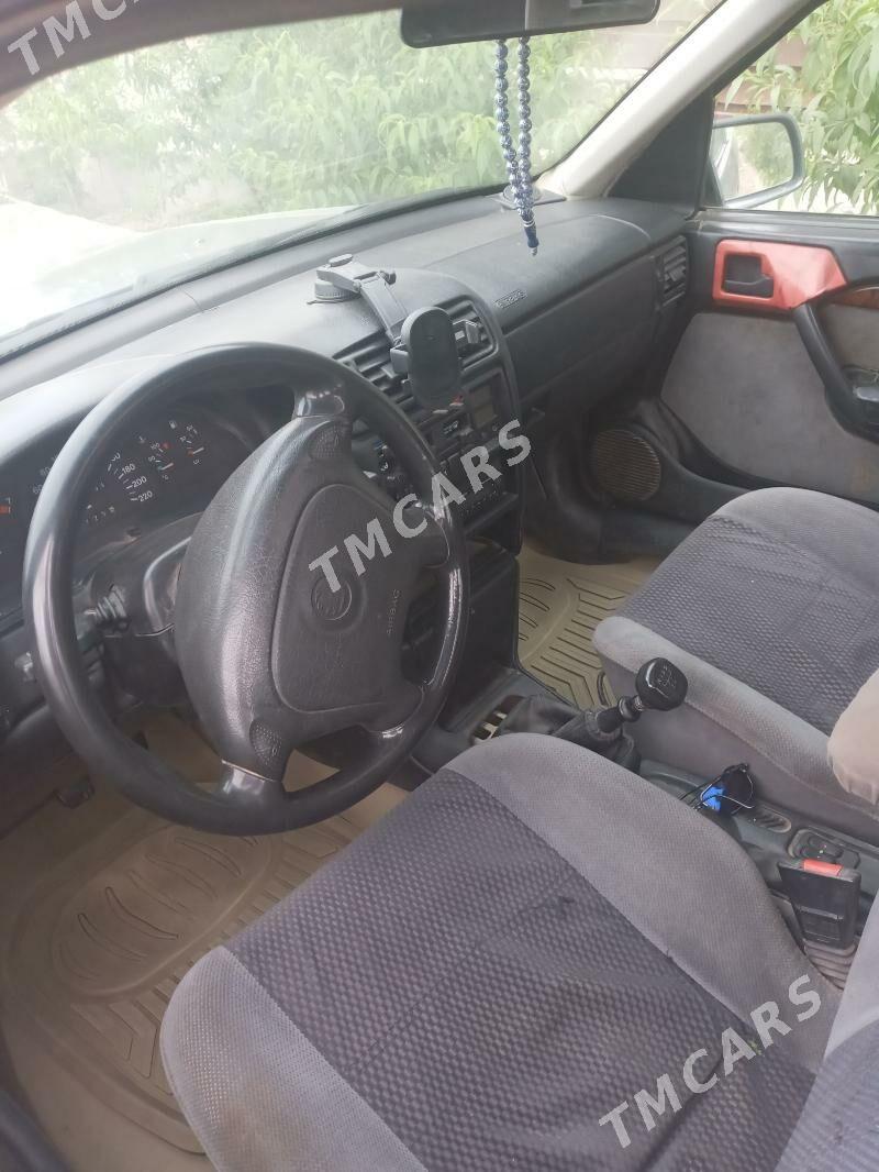 Opel Vectra 1996 - 45 000 TMT - Daşoguz - img 2