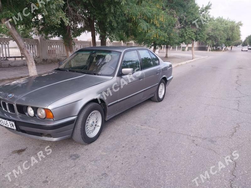 BMW 525 1991 - 35 000 TMT - Балканабат - img 1
