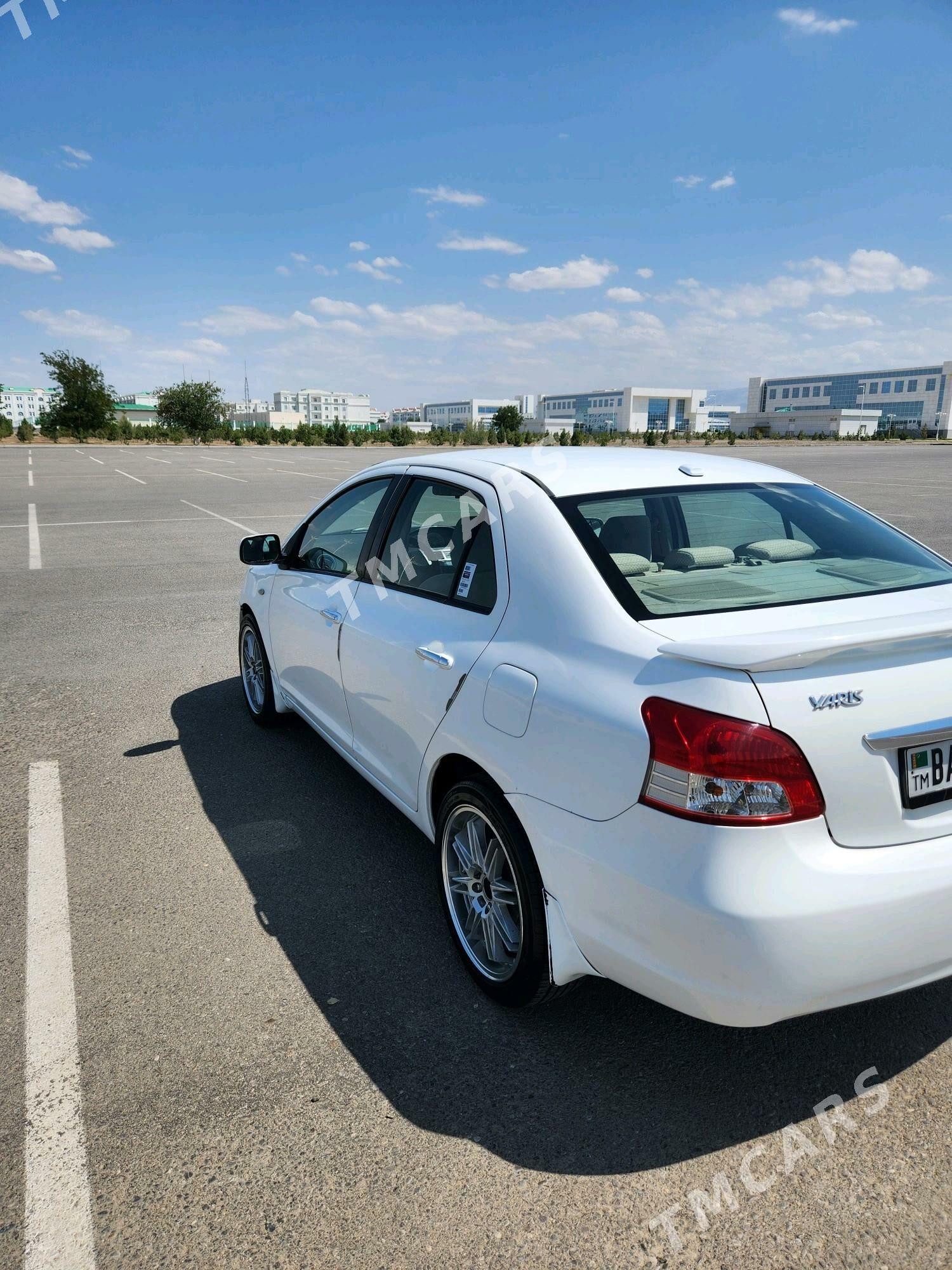 Toyota Yaris 2006 - 125 000 TMT - Ашхабад - img 2