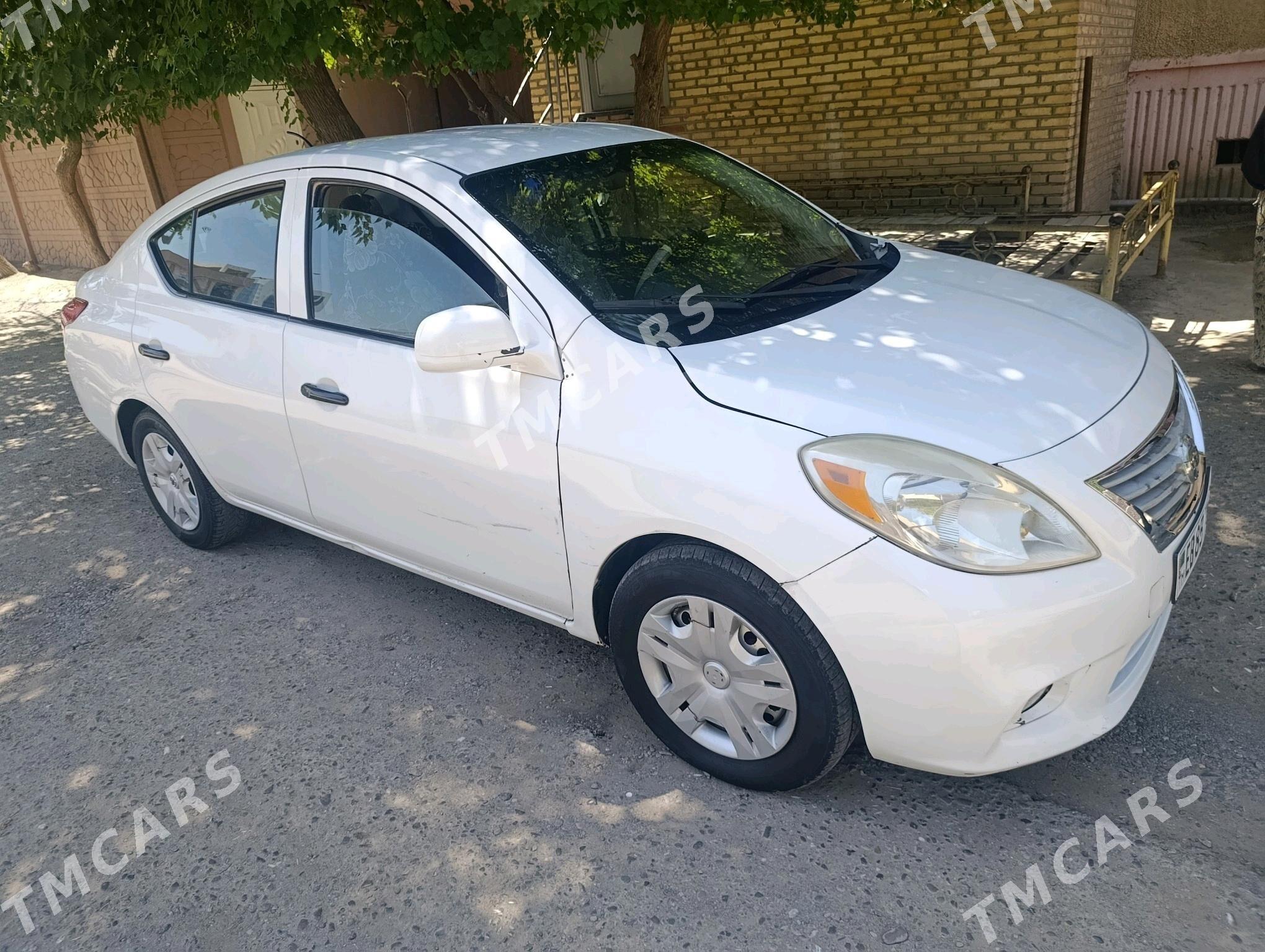 Nissan Versa 2012 - 96 000 TMT - Векильбазар - img 6