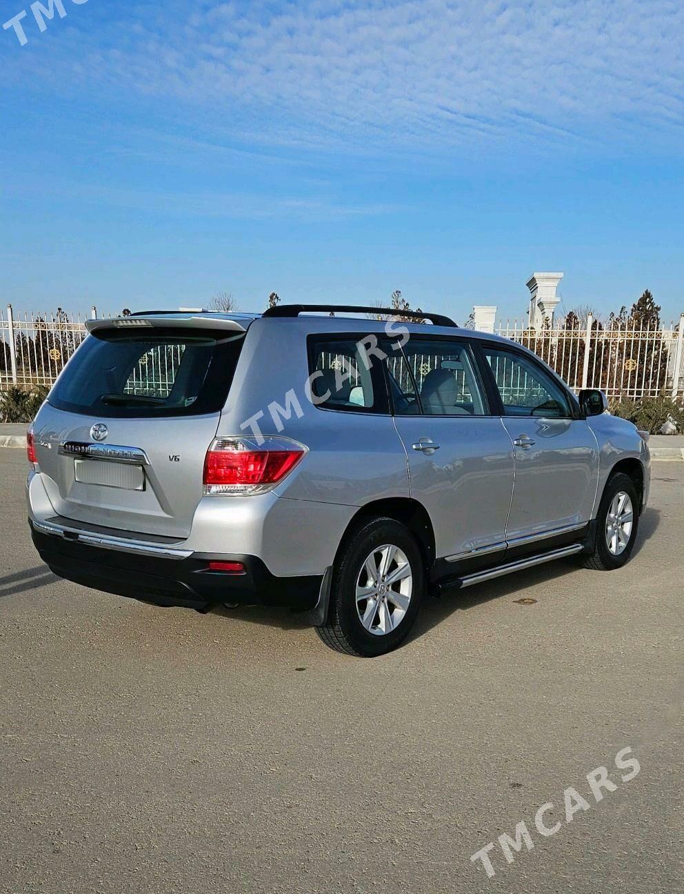 Toyota Highlander 2013 - 310 000 TMT - Балканабат - img 1